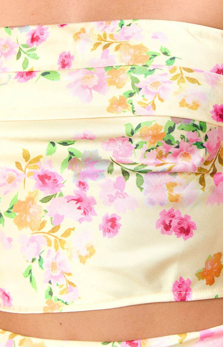 Haut floral pastel