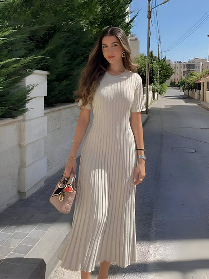 Robe Longue Plissée Chic